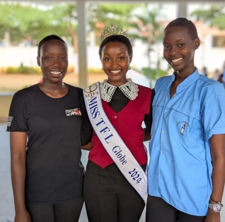 Miss TFL en visite communautaire